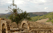 Ruine  l'extrieur de la ville de Constantine